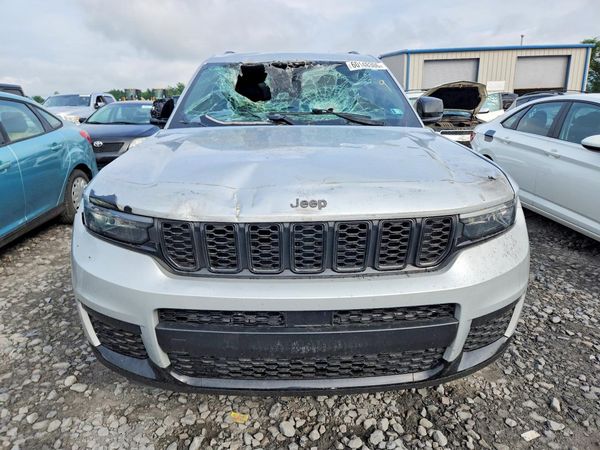 2023 JEEP GRAND CHEROKEE L LAREDO 4X4