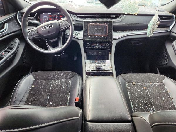 2023 JEEP GRAND CHEROKEE L LAREDO 4X4