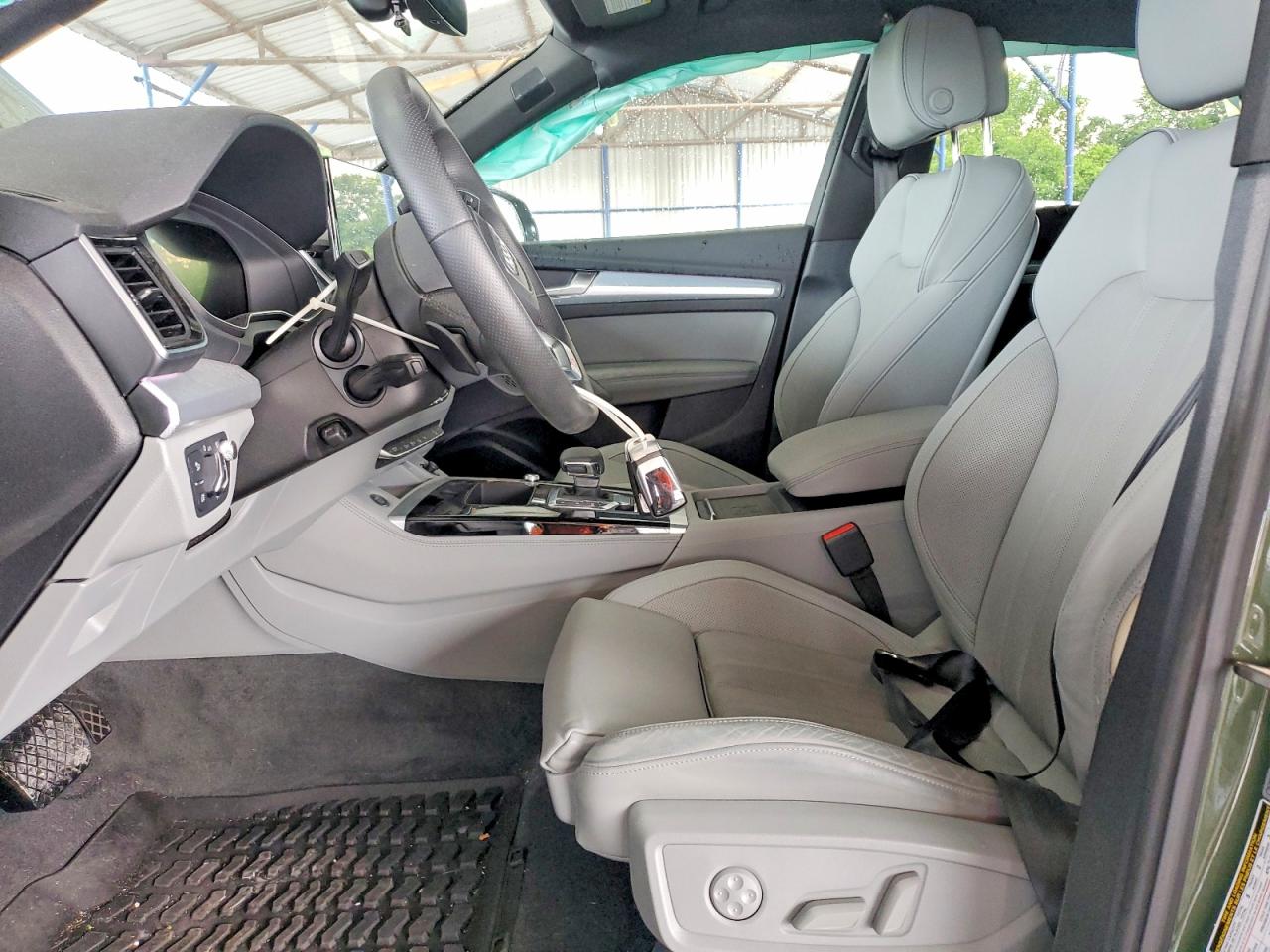 2024 AUDI Q5 S Line quattro Prestige
