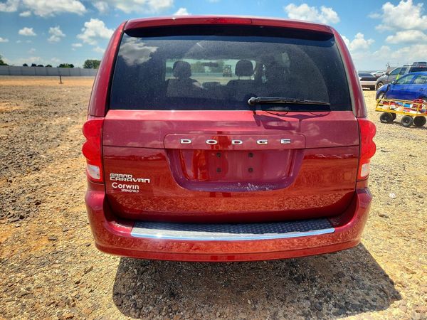 2016 DODGE GRAND CARAVAN SE