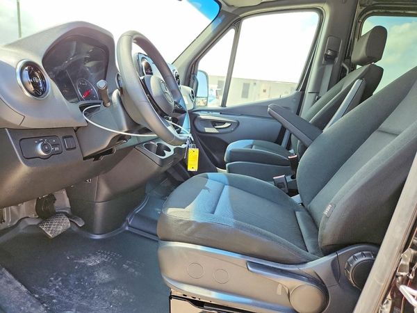2026 MERCEDES-BENZ SPRINTER