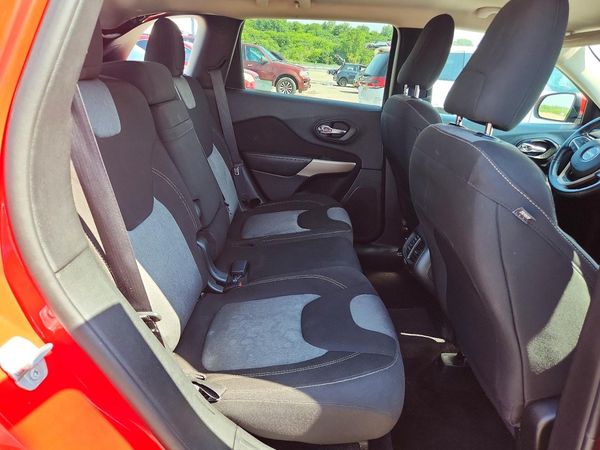 2018 JEEP CHEROKEE LATITUDE FWD