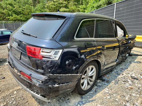 2017 AUDI Q7