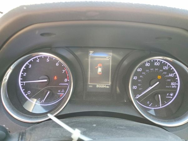 2019 TOYOTA CAMRY