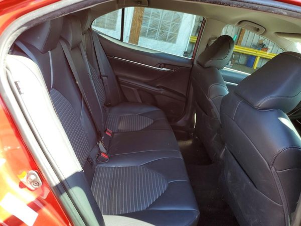 2019 TOYOTA CAMRY