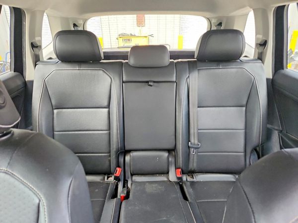 2021 VOLKSWAGEN TIGUAN SE, SE R-Line Black, SEL