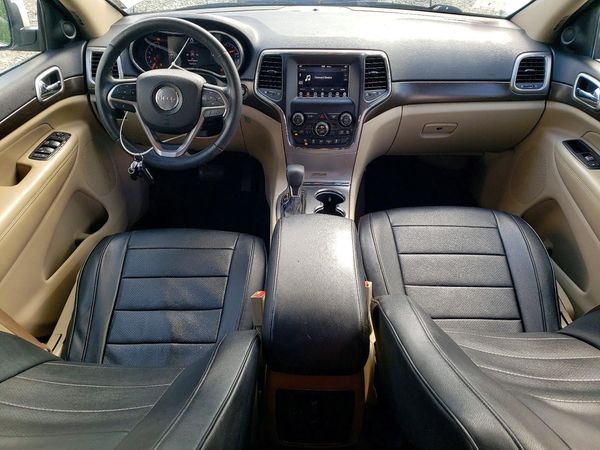 2018 JEEP GRAND CHEROKEE LAREDO 4X2