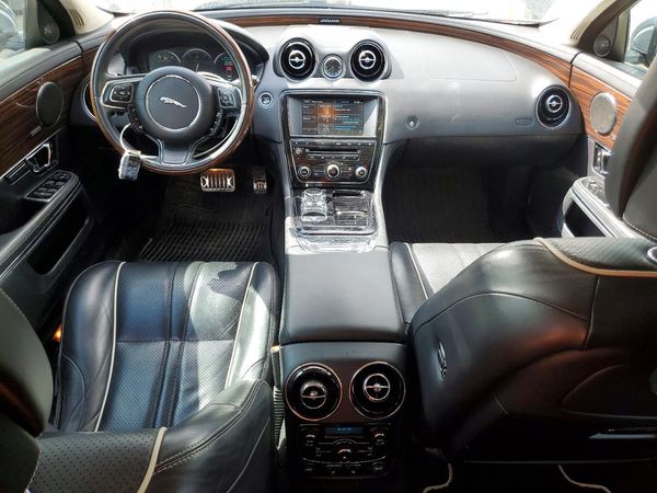 2015 JAGUAR XJ XJL Porfolio