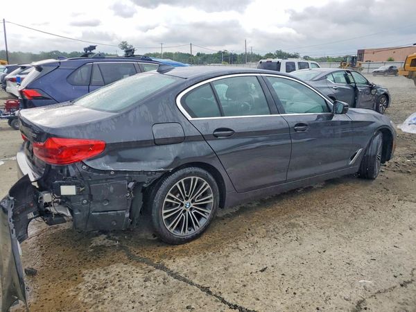 2020 BMW 530 xDrive