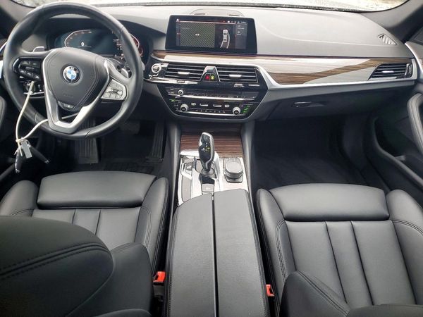 2020 BMW 530 xDrive