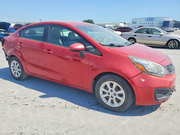 2013 KIA RIO