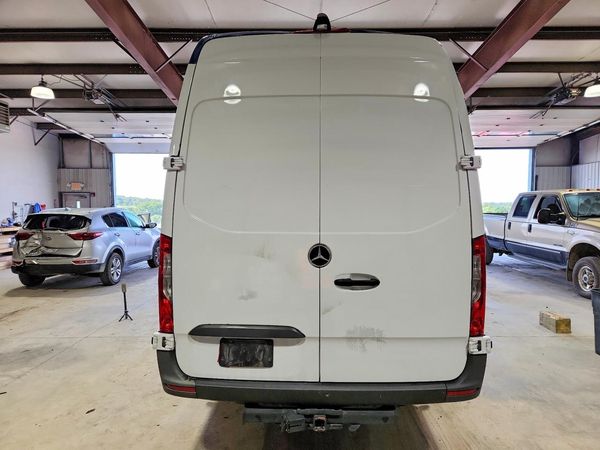 2024 MERCEDES-BENZ SPRINTER 907 (VS30)