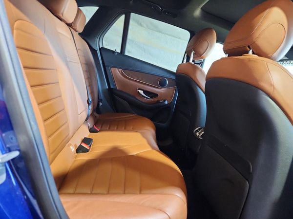2019 MERCEDES-BENZ GLC GLC 300-4M