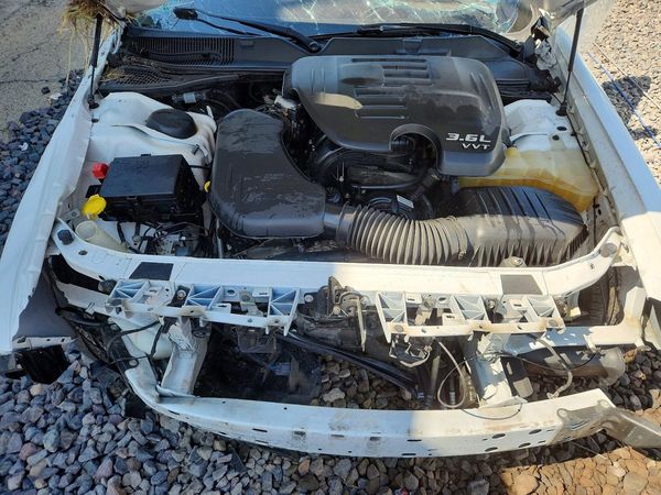 2016 DODGE CHALLENGER SXT
