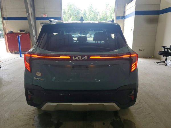 2025 KIA SELTOS EX