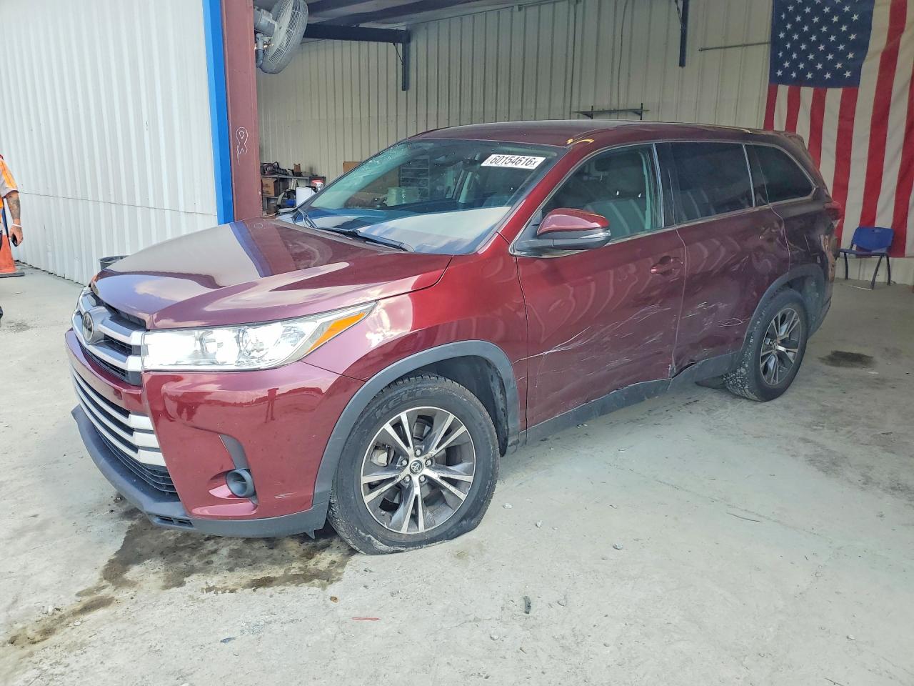 2019 TOYOTA HIGHLANDER LE/LE Plus