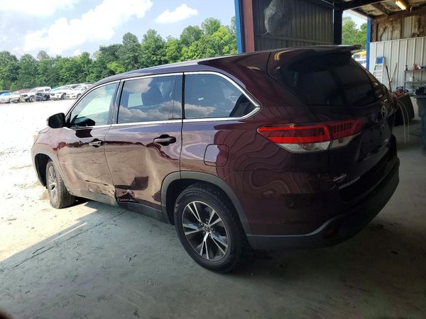 2019 TOYOTA HIGHLANDER LE/LE Plus