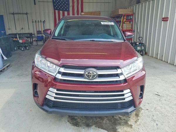 2019 TOYOTA HIGHLANDER LE/LE Plus