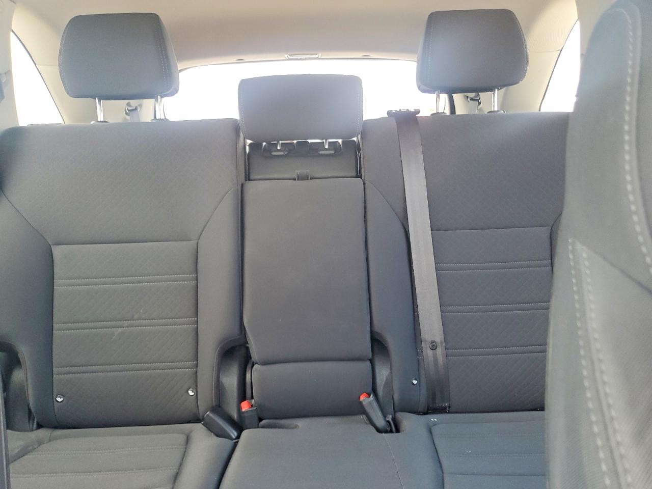2018 KIA SORENTO L, LX