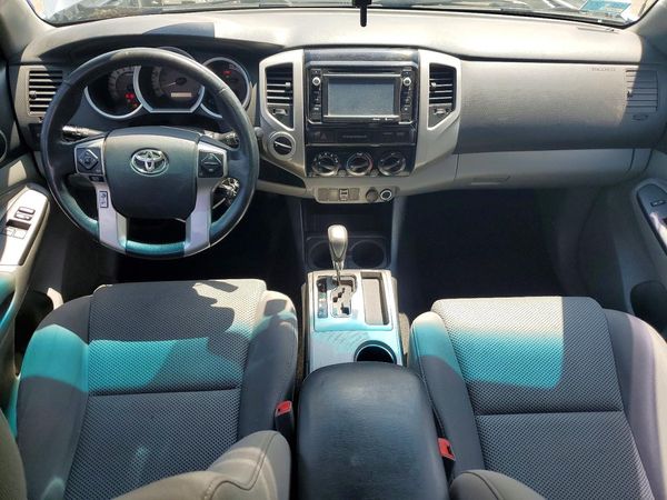 2015 TOYOTA TACOMA Delux Grade