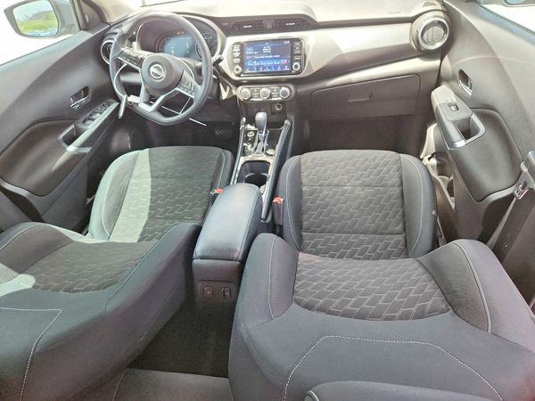 2023 NISSAN KICKS