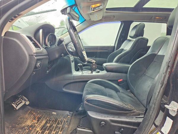 2013 JEEP CHEROKEE SRT8 — DENT