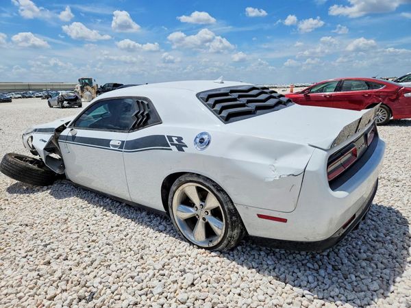 2016 DODGE CHALLENGER SXT Plus