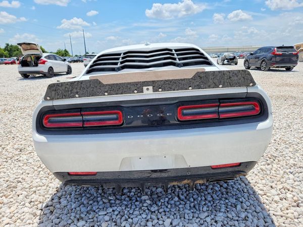 2016 DODGE CHALLENGER SXT Plus