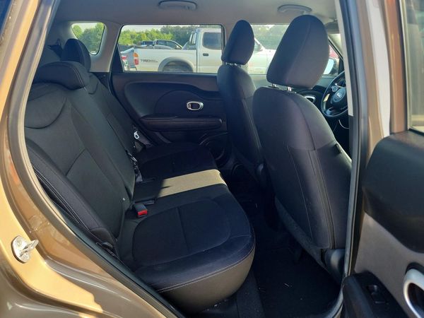 2015 KIA SOUL