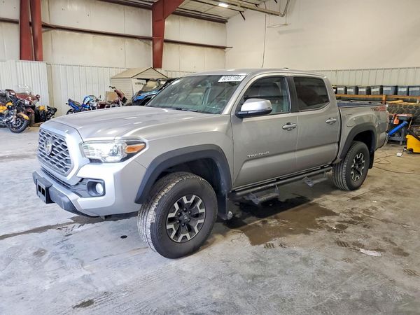 2021 TOYOTA TACOMA SR5