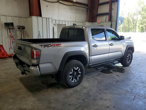 2021 TOYOTA TACOMA SR5