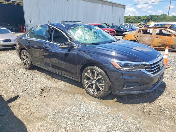 2021 VOLKSWAGEN PASSAT SE