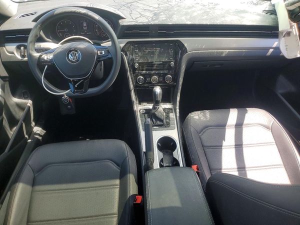 2021 VOLKSWAGEN PASSAT SE