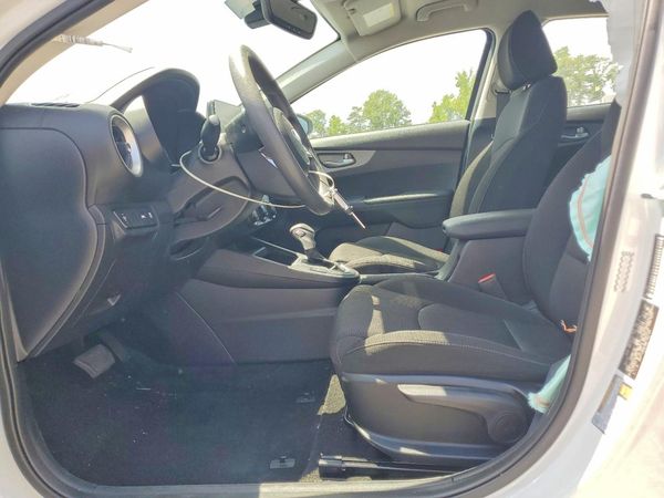2021 KIA FORTE FE, LXS