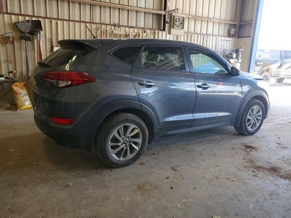 2018 HYUNDAI TUCSON SE Standard