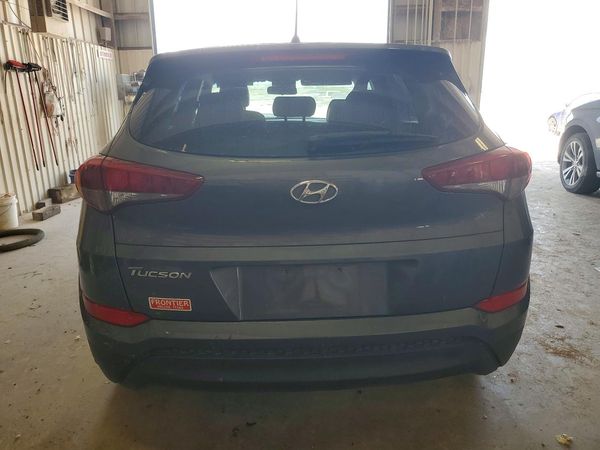 2018 HYUNDAI TUCSON SE Standard