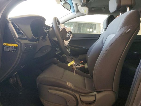 2018 HYUNDAI TUCSON SE Standard