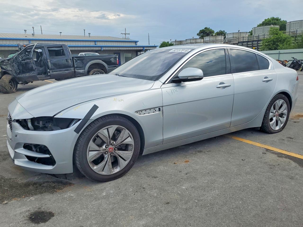 2020 JAGUAR XE