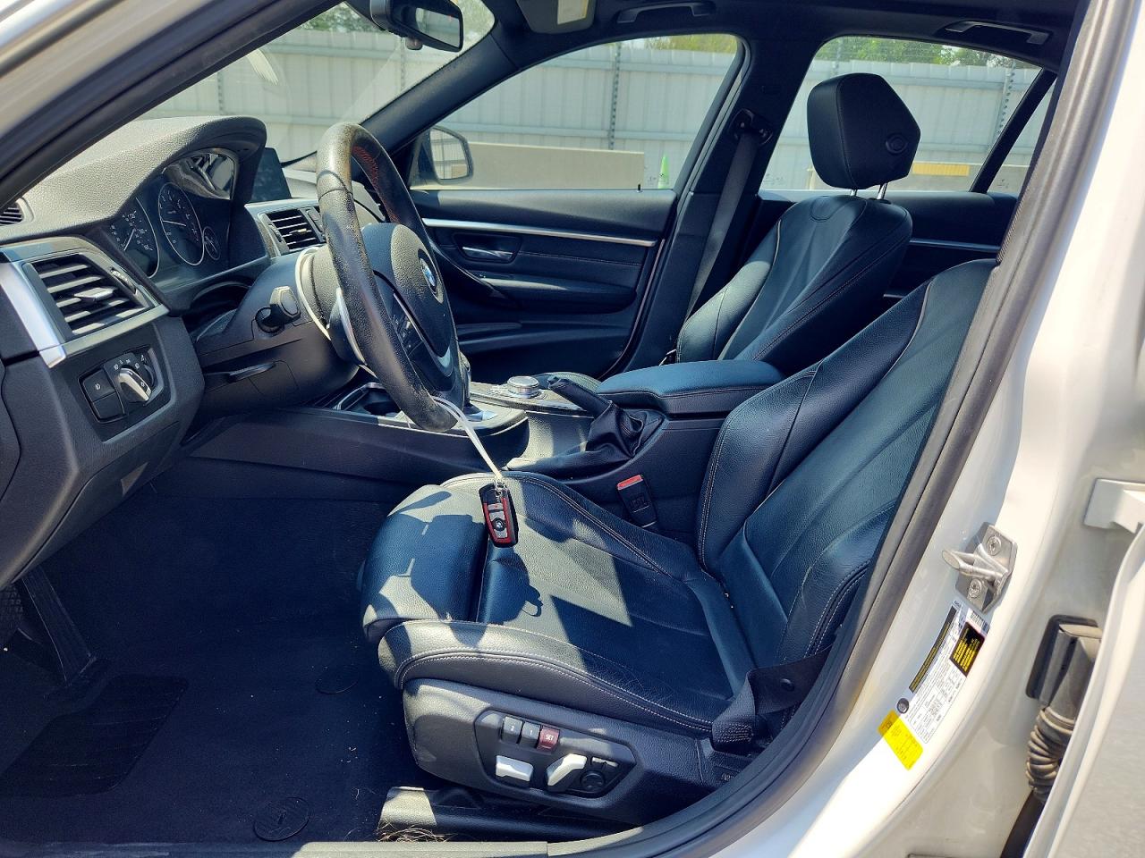 2017 BMW 330 SA