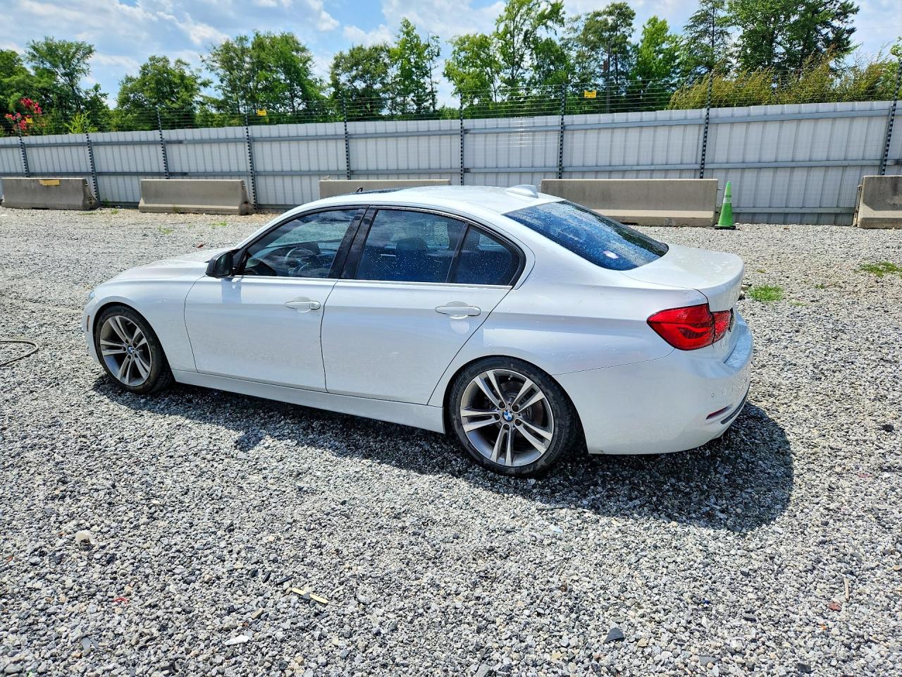 2017 BMW 330 SA