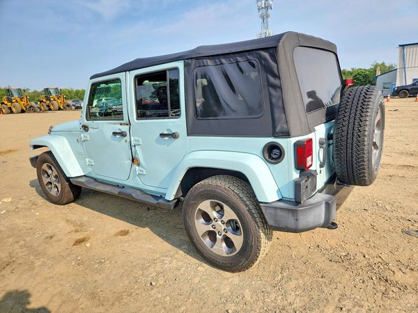 2017 JEEP WRANGLER UNLIMITED SAHARA 4X4