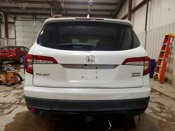 2022 HONDA PILOT SE