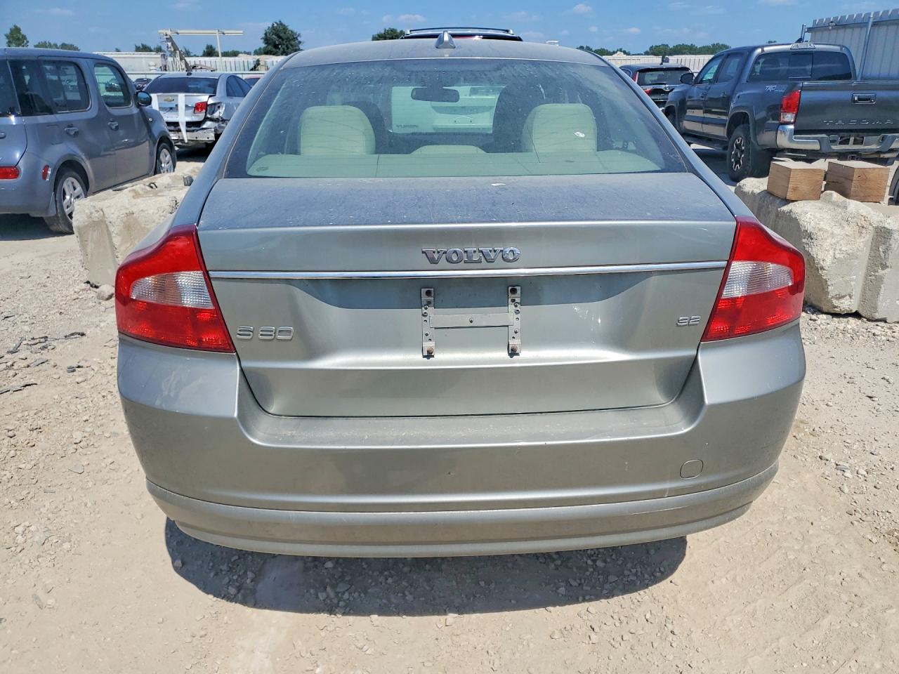 2008 VOLVO S80