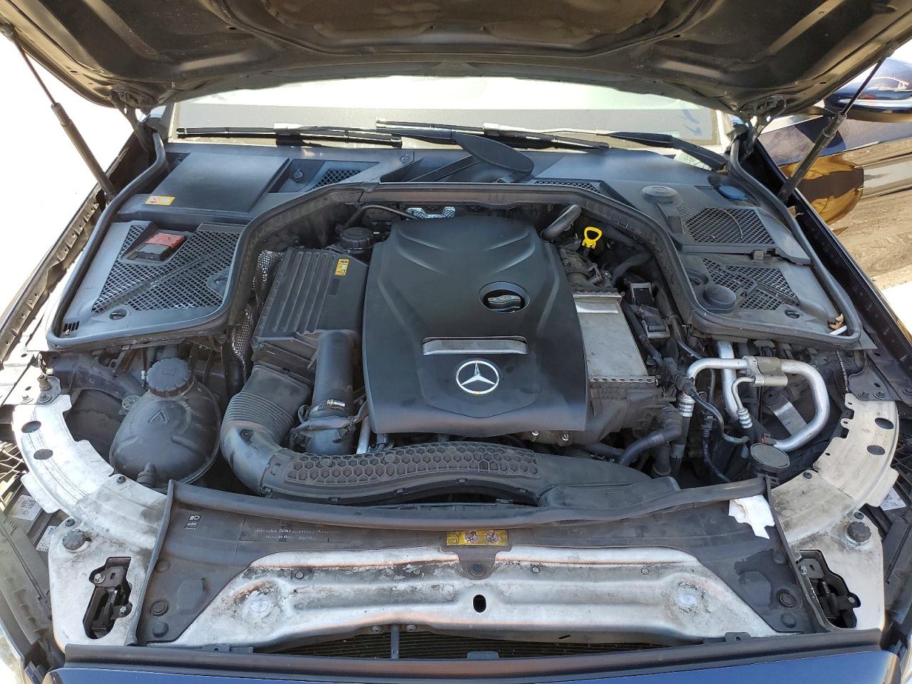 2015 MERCEDES-BENZ C Base