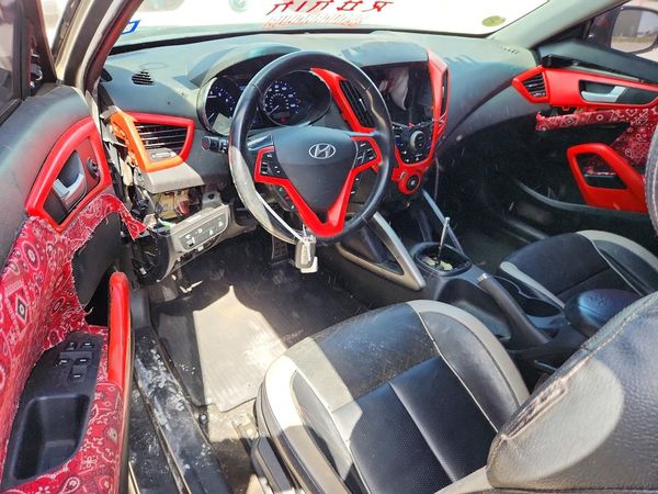 2014 HYUNDAI VELOSTER