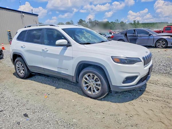 2019 JEEP CHEROKEE LATITUDE 4X4