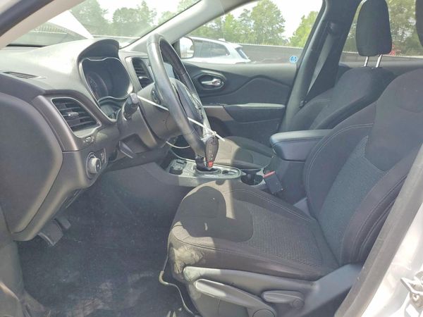 2019 JEEP CHEROKEE LATITUDE 4X4