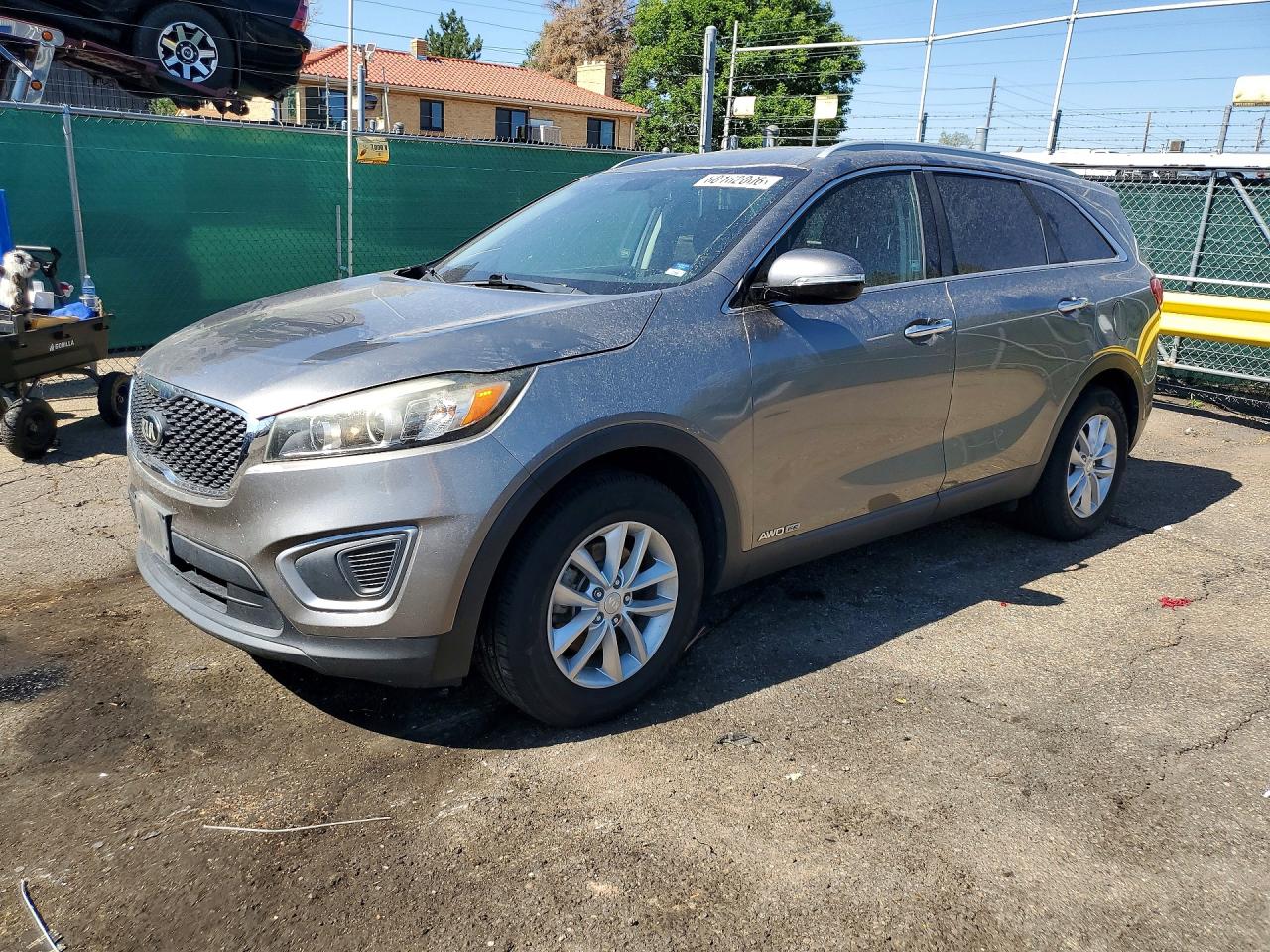 2016 KIA SORENTO L / LX