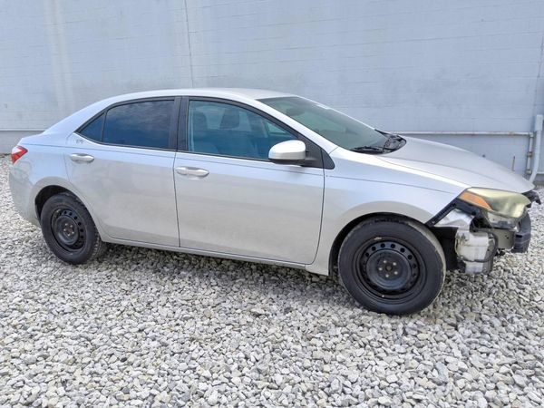 2015 TOYOTA COROLLA L/LE — Passenger 3/4