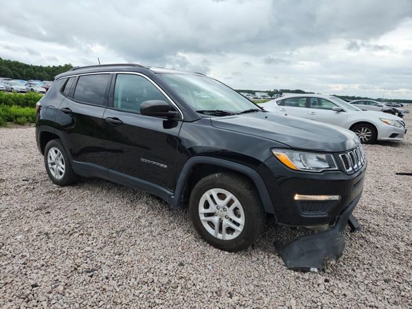 2019 JEEP COMPASS Sport — Passenger 3/4